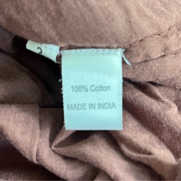 BANJANAN Floral Midi Dress - Picture 11 of 15